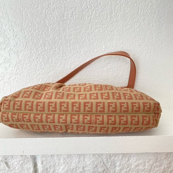 Vintage FENDI dusty pink monogram canvas Y2K 90s shoulder bag - Picture 3 of 11